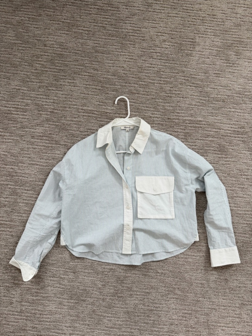 Madewell Light Blue Striped Button-Up Shirt with White Trim - XS women’s